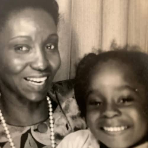 White and black picture of Malika and her mom