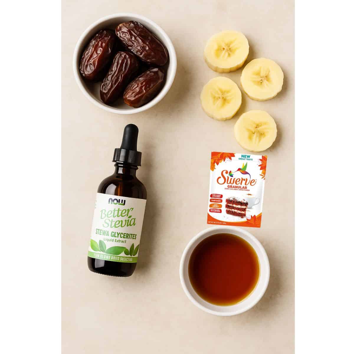 Date paste with banana slices and stevia sweetener for healthy recipes.